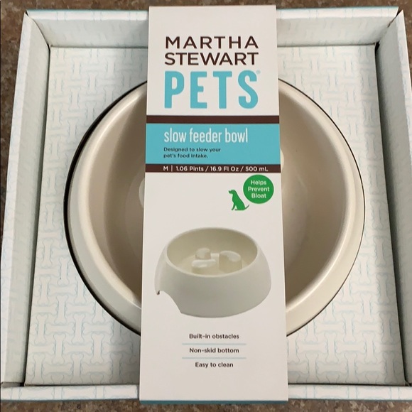 Martha Stewart pets slow feeder bowl NWT